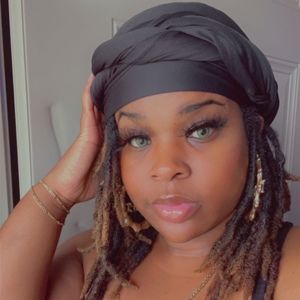 Meet your Posher, Jacqueline